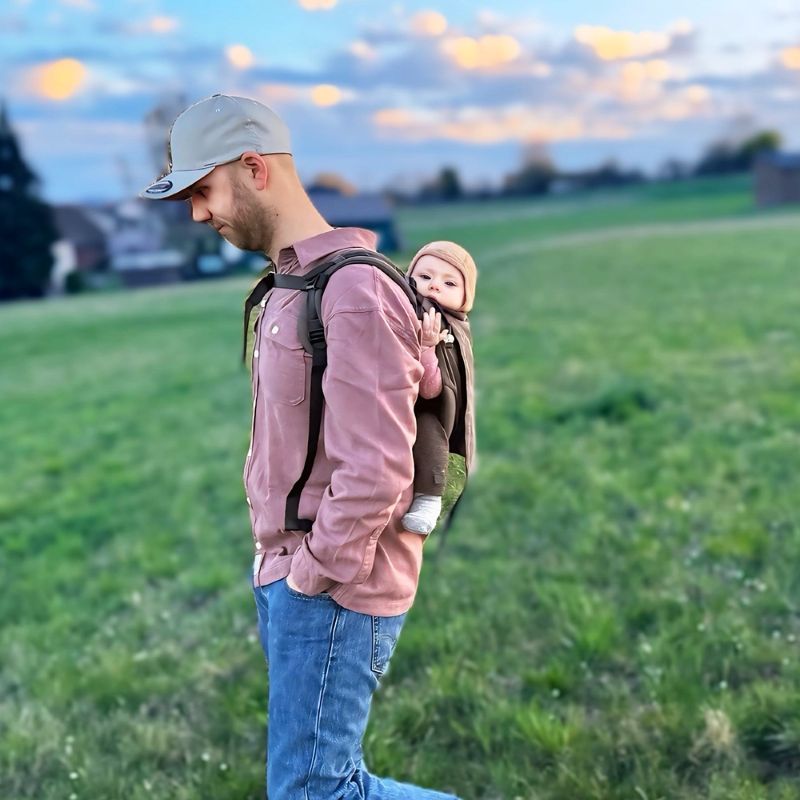 パパのおんぶデビューに最適なおんぶ紐｜ディディゴー モカ – ディディモス