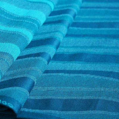 青と水色の波模様のドイツ製織布