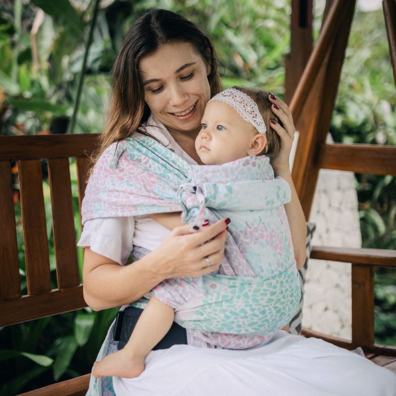 ディディクリック・トドラー｜5歳まで使えるハイブリッド抱っこ紐