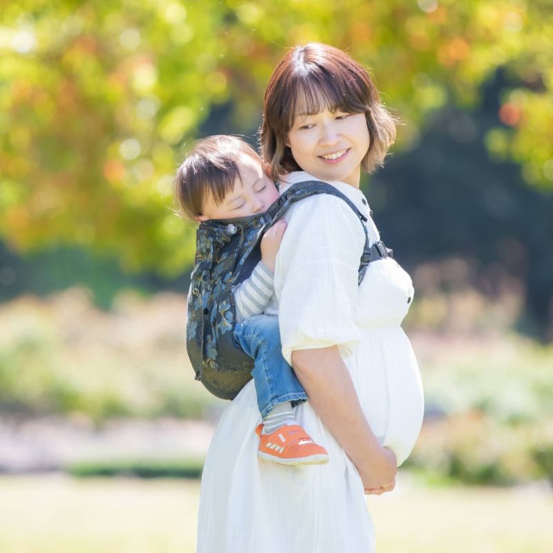 ひとりで簡単に装着できるおんぶ紐の使い方｜ディディゴー – ディディモス