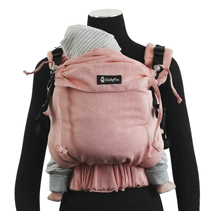 生後1か月の赤ちゃんも安心して使える抱っこ紐｜ディディフィックス