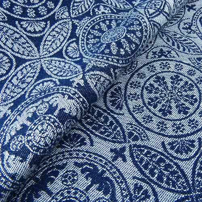 ポルトガルの青いタイル・アズレージョをデザインしたベビーラップ布地