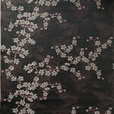 白い桜が描かれたチャコールのベビーラップ