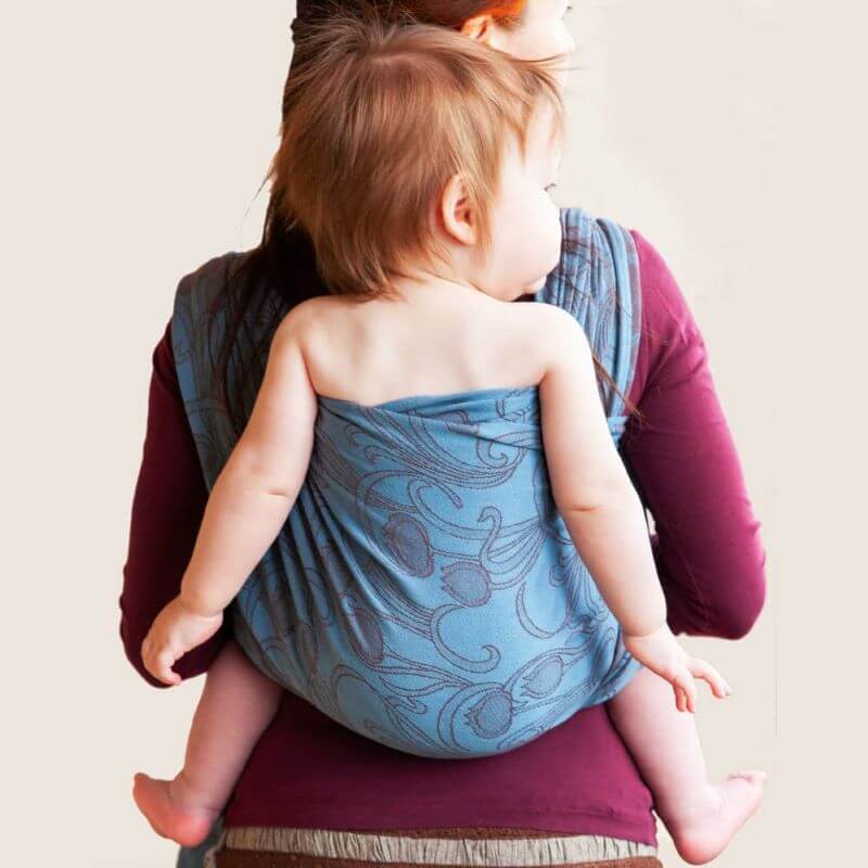 ジャガード織りは斜めの弾力性とクッション性に優れ、赤ちゃんの身体をしっかりとサポート
