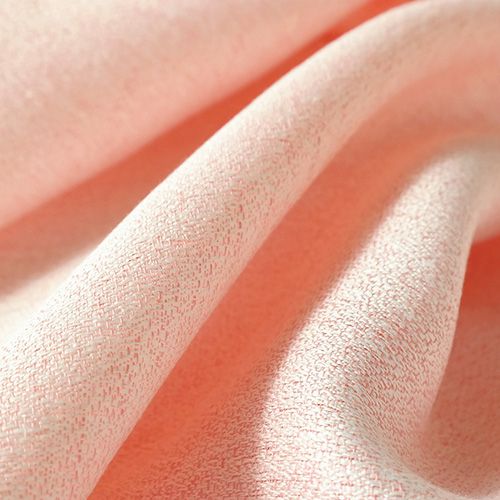 リネン100％のローズピンクの布地